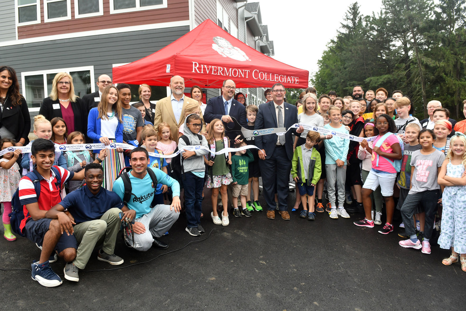Rivermont Collegiate opens new STEAM center.